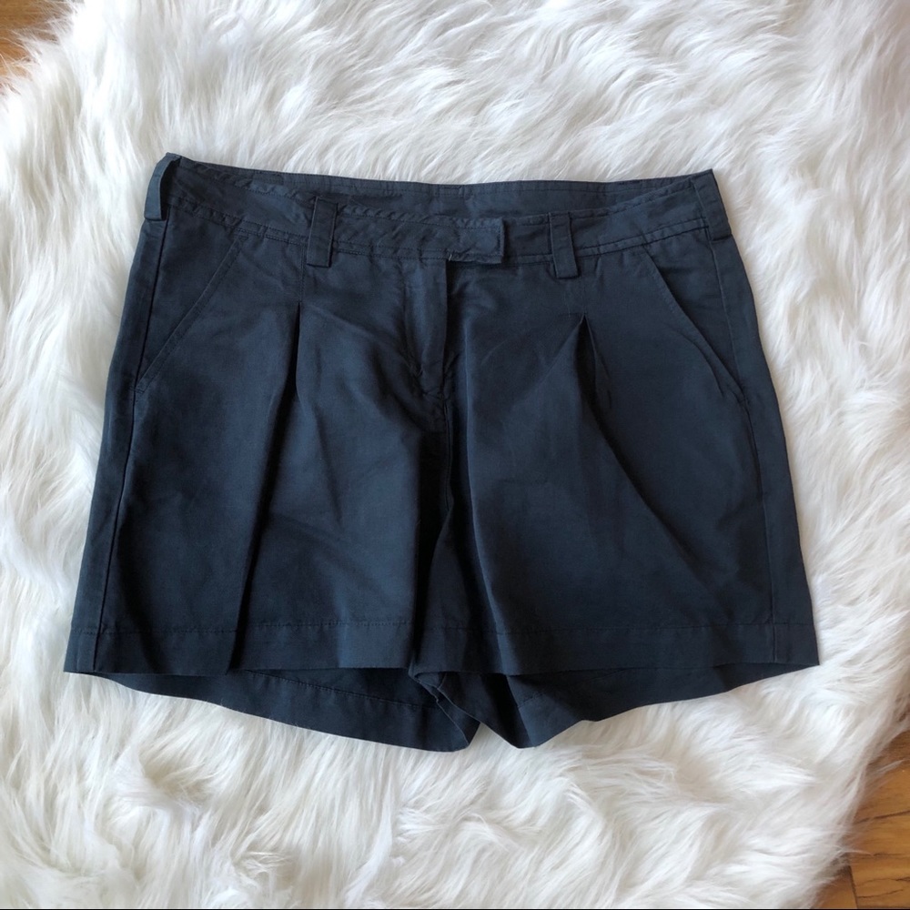 Hannes Roether Navy Blue Linen Shorts